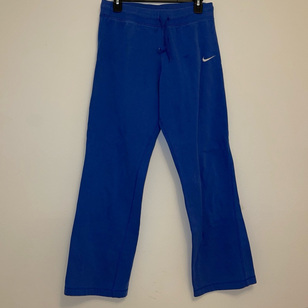 Women’s Nike blue wide leg sweatpants